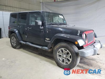 Czwarte zdjęcie samochodu z boku: 2008 JEEP WRANGLER UNLIMITED SAHARA VIN:1J8GA59168L553341 - miniatura