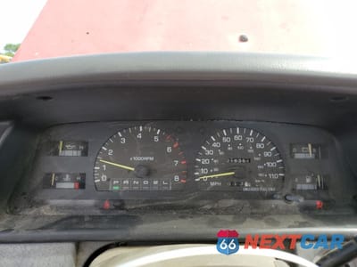 Zdjęcie 9 z 14 samochodu: 1995 TOYOTA T100 DX VIN:JT4VD21E6S0001303 - miniatura
