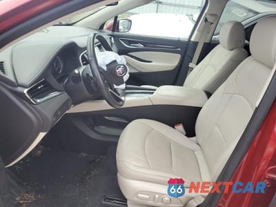 Zdjęcie 7 z 14 samochodu: 2023 BUICK ENCLAVE ESSENCE VIN:5GAERBKW4PJ234558 - miniatura
