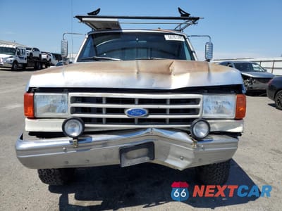 Piąte zdjęcie samochodu w środku: 1989 FORD F250 VIN:1FTHF26G4KPA00028 - miniatura