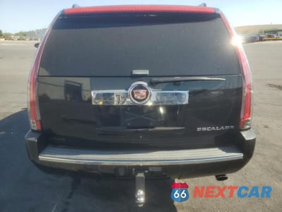 Zdjęcie 6 z 13 samochodu: 2008 CADILLAC ESCALADE ESV VIN:1GYFK66858R227075 - miniatura