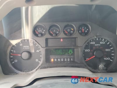 Zdjęcie 8 z 10 samochodu: 2010 FORD F550 SUPER DUTY UTILITY / SERVICE TRUCK VIN:1FDAF5HRXAEA57597 - miniatura