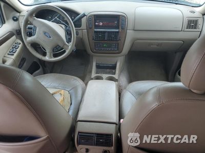 Zdjęcie 8 z 15 samochodu: 2003 FORD EXPLORER EDDIE BAUER VIN:1FMZU64KX3UB71700 - miniatura