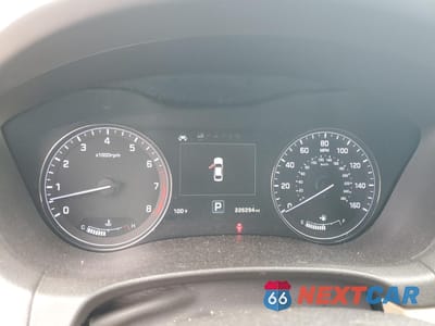 Zdjęcie 9 z 12 samochodu: 2017 GENESIS G80 BASE VIN:KMHGN4JE0HU209224 - miniatura