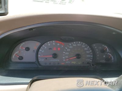 Zdjęcie 9 z 13 samochodu: 2002 TOYOTA SEQUOIA SR5 VIN:5TDZT34A52S108066 - miniatura