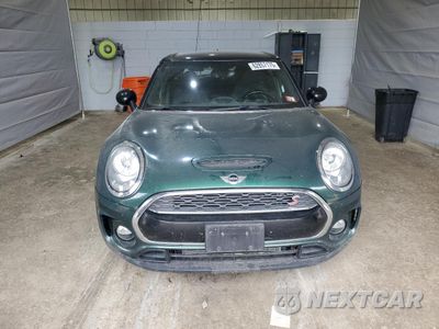 Piąte zdjęcie samochodu w środku: 2017 MINI COOPER S CLUBMAN ALL4 VIN:WMWLU5C52H2E83657 - miniatura