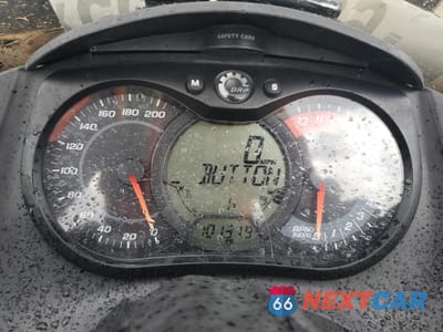 Zdjęcie 7 z 9 samochodu: 2010 CAN-AM SPYDER ROADSTER RS-S VIN:2BXJAMC17AV000136 - miniatura