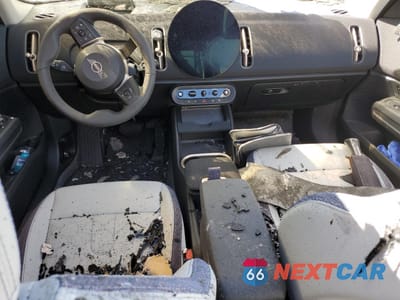 Zdjęcie 8 z 13 samochodu: 2025 MINI COUNTRYMAN S ALL4 VIN:WMZ23GA02S7R34548 - miniatura