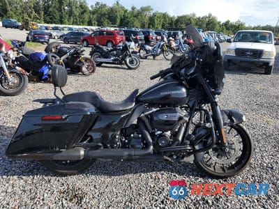2018 HARLEY-DAVIDSON FLHXS STREET GLIDE SPECIAL 1HD1KRC11JB682835 - główne zdjęcie licytacji z USA - miniatura