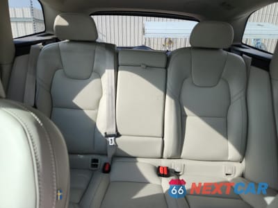 Zdjęcie 10 z 14 samochodu: 2023 VOLVO XC60 ULTIMATE VIN:YV4L12RX3P1253899 - miniatura