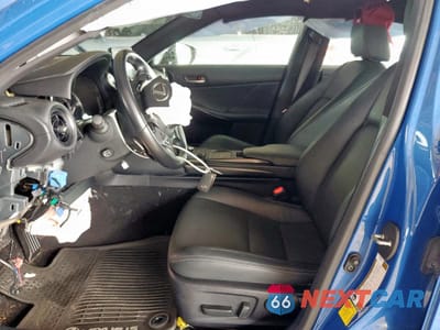 Zdjęcie 7 z 15 samochodu: 2023 LEXUS IS 300 VIN:JTHDA1D27P5124083 - miniatura