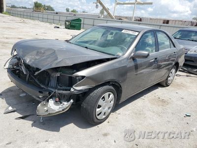 2003 TOYOTA CAMRY LE 4T1BE32K33U719097 - główne zdjęcie licytacji z USA - miniatura