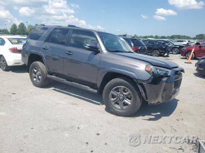 Czwarte zdjęcie samochodu z boku: 2015 TOYOTA 4RUNNER SR5/SR5 PREMIUM VIN:JTEBU5JRXF5224049 - miniatura