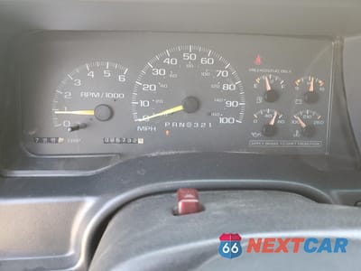 Zdjęcie 9 z 14 samochodu: 1998 CHEVROLET GMT-400 K2500 VIN:1GCGK29R1WE217428 - miniatura