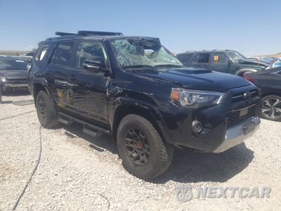 Czwarte zdjęcie samochodu z boku: 2024 TOYOTA 4RUNNER SR5 PREMIUM VIN:JTERU5JR5R6282776 - miniatura