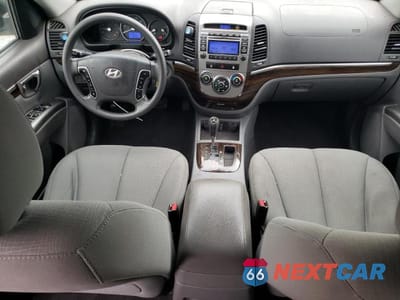 Zdjęcie 8 z 13 samochodu: 2012 HYUNDAI SANTA FE GLS VIN:5XYZG3AB7CG102141 - miniatura