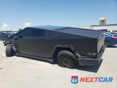 Drugie zdjęcie samochodu z przodu: 2024 TESLA CYBERTRUCK VIN:7G2CEHED9RA008292 - miniatura