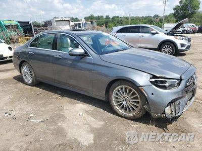 Czwarte zdjęcie samochodu z boku: 2021 MERCEDES-BENZ E 350 4MATIC VIN:W1KZF8EB0MA904774 - miniatura