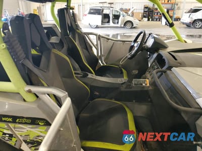 Piąte zdjęcie samochodu w środku: 2015 CAN-AM MAVERICK 1000R TURBO X DS VIN:3JBPDAR2XFJ001910 - miniatura