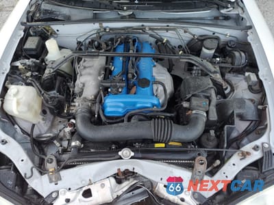 Zdjęcie 11 z 12 samochodu: 2004 MAZDA MX-5 MIATA BASE VIN:JM1NB353X40401730 - miniatura