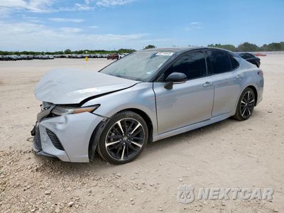 2018 TOYOTA CAMRY XSE 4T1B61HK8JU130519 - główne zdjęcie licytacji z USA - miniatura
