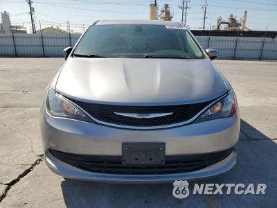 Piąte zdjęcie samochodu w środku: 2018 CHRYSLER PACIFICA LX VIN:2C4RC1CG3JR292568 - miniatura