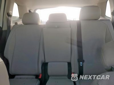 Zdjęcie 10 z 16 samochodu: 2018 VOLKSWAGEN TIGUAN SE VIN:3VV3B7AX1JM119753 - miniatura