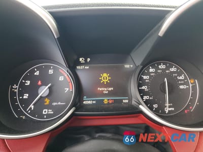 Zdjęcie 9 z 13 samochodu: 2020 ALFA ROMEO GIULIA VIN:ZARFAMAN6L7635542 - miniatura