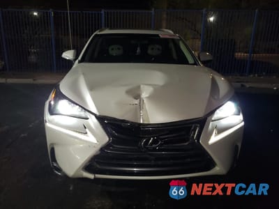 Piąte zdjęcie samochodu w środku: 2017 LEXUS NX 200T BASE VIN:JTJYARBZ8H2083531 - miniatura