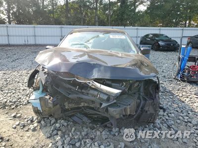 Piąte zdjęcie samochodu w środku: 2010 FORD FUSION HYBRID VIN:3FADP0L36AR184628 - miniatura