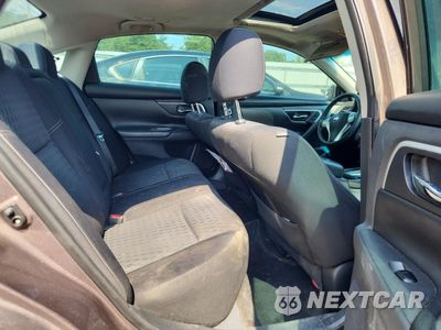 Zdjęcie 10 z 13 samochodu: 2016 NISSAN ALTIMA 2.5 VIN:1N4AL3AP5GC247165 - miniatura