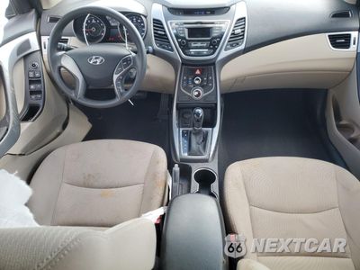 Zdjęcie 8 z 13 samochodu: 2014 HYUNDAI ELANTRA SE VIN:5NPDH4AE3EH519789 - miniatura
