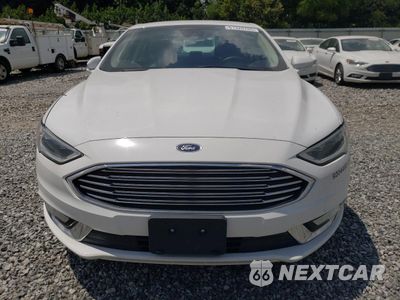 Piąte zdjęcie samochodu w środku: 2017 FORD FUSION SE HYBRID VIN:3FA6P0LU0HR410030 - miniatura