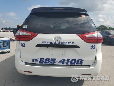 Zdjęcie 6 z 15 samochodu: 2015 TOYOTA SIENNA VIN:5TDZK3DC9FS549581 - miniatura