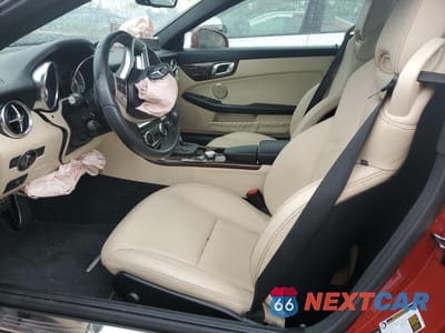 Zdjęcie 7 z 13 samochodu: 2014 MERCEDES-BENZ SLK 350 VIN:WDDPK5HA2EF089650 - miniatura