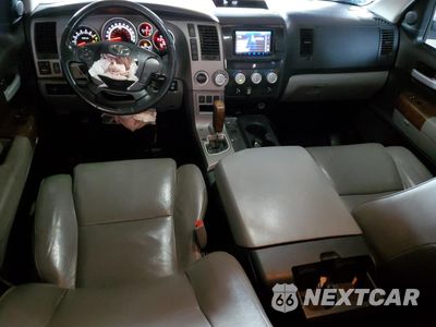 Zdjęcie 8 z 12 samochodu: 2012 TOYOTA TUNDRA DOUBLE CAB LIMITED VIN:5TFBY5F1XCX266796 - miniatura