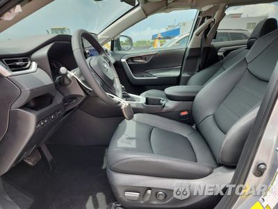 Zdjęcie 7 z 13 samochodu: 2025 TOYOTA RAV4 XLE PREMIUM VIN:2T3C1RFV6SC332719 - miniatura