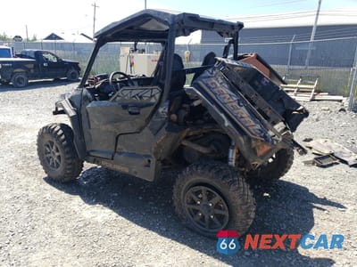 Trzecie zdjęcie samochodu z tyłu: 2023 POLARIS GENERAL XP - ATV AND UTILITY VEHICLES VIN:3NSGXK995PM392230 - miniatura