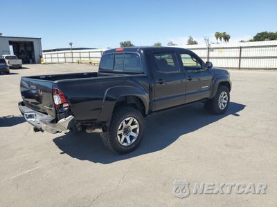 Trzecie zdjęcie samochodu z tyłu: 2013 TOYOTA TACOMA DOUBLE CAB PRERUNNER VIN:3TMJU4GN6DM152210 - miniatura