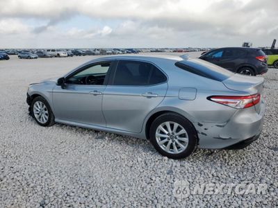 Drugie zdjęcie samochodu z przodu: 2019 TOYOTA CAMRY L VIN:4T1B11HKXKU741359 - miniatura