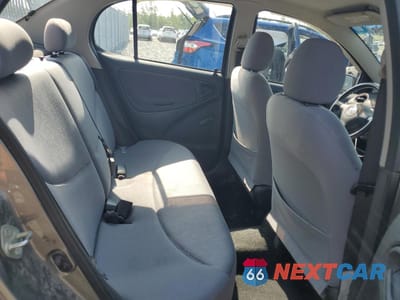 Zdjęcie 10 z 13 samochodu: 2005 TOYOTA ECHO VIN:JTDBT123250351562 - miniatura