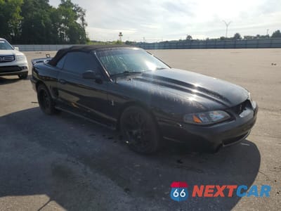 Czwarte zdjęcie samochodu z boku: 1996 FORD MUSTANG COBRA VIN:1FALP46V2TF190068 - miniatura