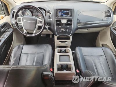 Zdjęcie 8 z 15 samochodu: 2015 CHRYSLER TOWN & COUNTRY TOURING L VIN:2C4RC1CG4FR662739 - miniatura