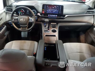 Zdjęcie 8 z 16 samochodu: 2021 TOYOTA SIENNA LE VIN:5TDKRKEC0MS023360 - miniatura