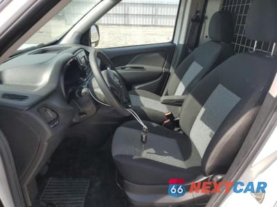Zdjęcie 7 z 13 samochodu: 2019 RAM PROMASTER CITY VIN:ZFBHRFAB0K6M02776 - miniatura