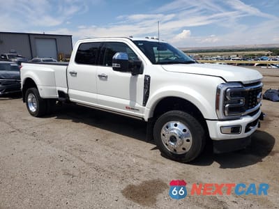 Czwarte zdjęcie samochodu z boku: 2024 FORD SUPER DUTY F-450 W/D VIN:1FT8W4DM2REE76630 - miniatura