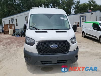 Piąte zdjęcie samochodu w środku: 2023 FORD TRANSIT T-250 - CARGO VAN VIN:1FTBR1C82PKA99649 - miniatura