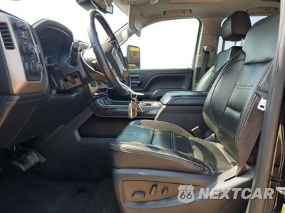 Zdjęcie 7 z 14 samochodu: 2015 GMC SIERRA K3500 DENALI VIN:1GT424E89FF521242 - miniatura