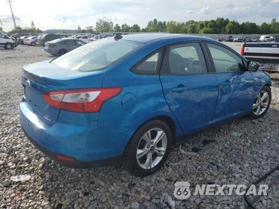 Trzecie zdjęcie samochodu z tyłu: 2014 FORD FOCUS SE VIN:1FADP3F24EL140281 - miniatura