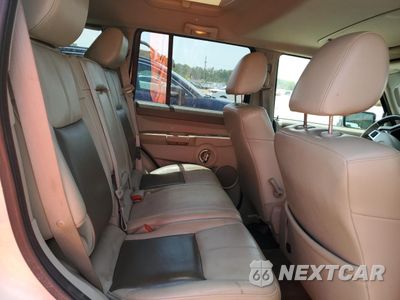 Zdjęcie 11 z 15 samochodu: 2010 JEEP COMMANDER LIMITED VIN:1J4RG5GT4AC109443 - miniatura